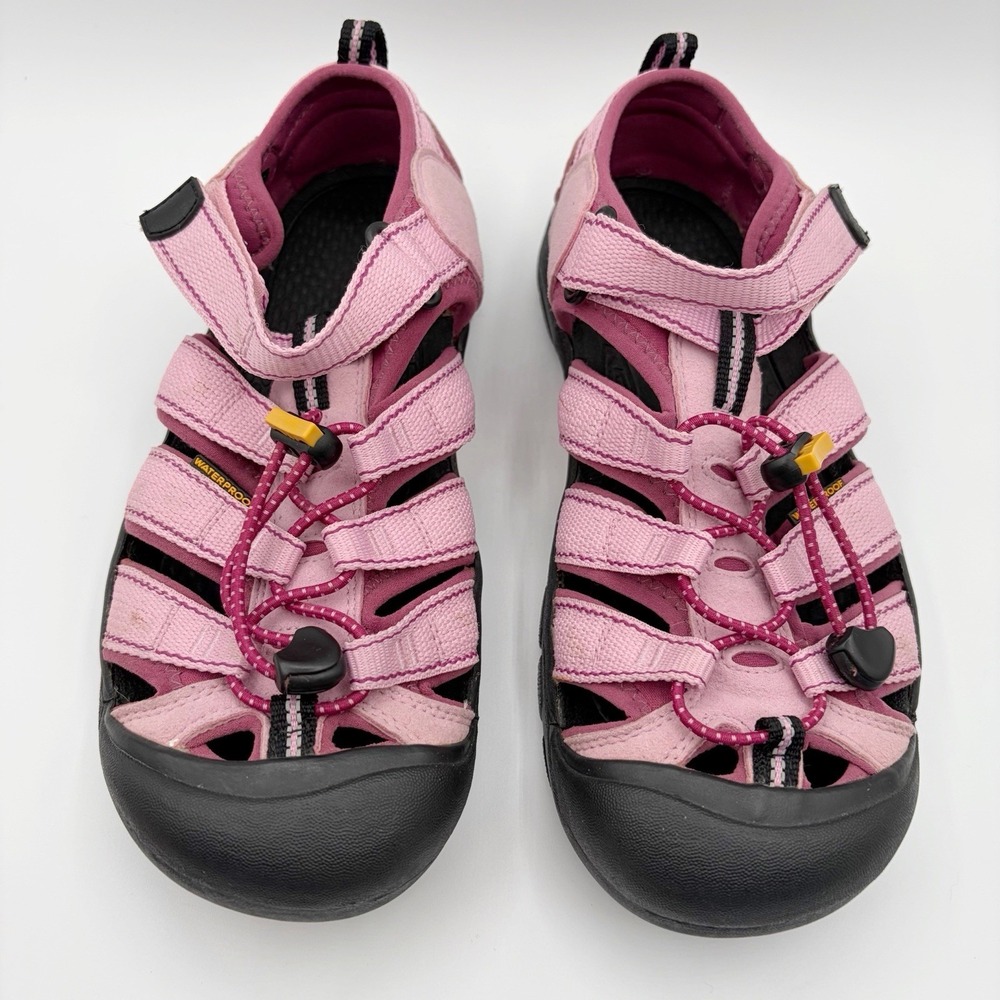 Womens Keen Newport H2 Pink Casual Athletic Hiking Fisherman Sandals *Size 6